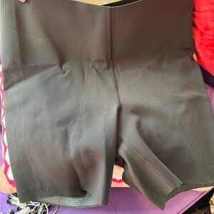 NWT Lululemon Women's Shorts Black size 10